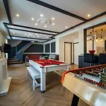 Apartmán Mega Jeanne D'arc Billard Baby Foot En Option Escape Game Insolites Nancy