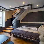 Apartmán Mega Jeanne D'arc Billard Baby Foot En Option Escape Game Insolites *