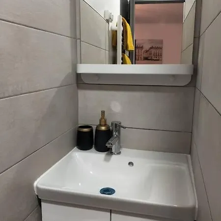 Mega Jeanne D'arc Billard Baby Foot En Option Escape Game Insolites Apartment