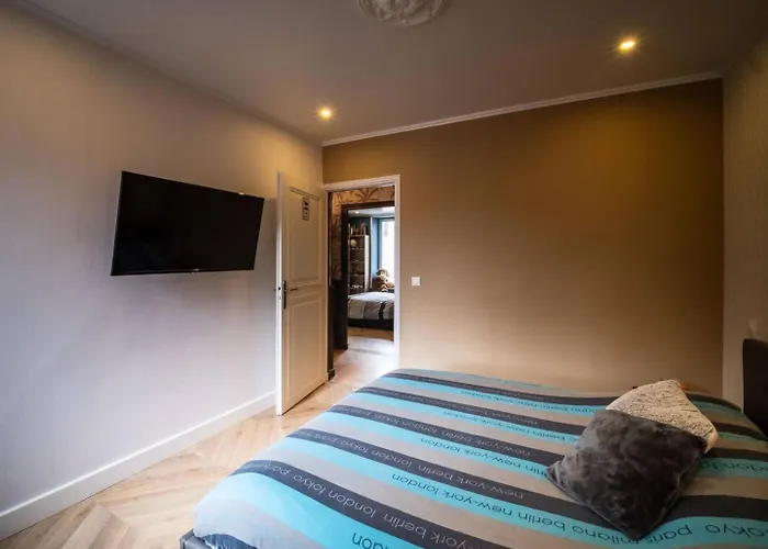 公寓 Mega Jeanne D'arc Billard Baby Foot En Option Escape Game Insolites