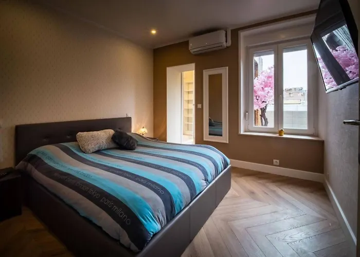 Mega Jeanne D'arc Billard Baby Foot En Option Escape Game Insolites Апартаменты Нанси